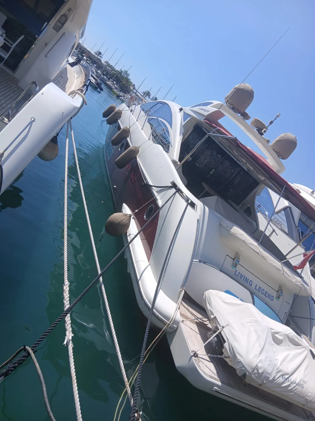 2009 Azimut 62S | Sport Yacht