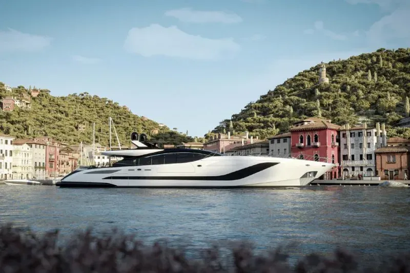 2022 Model Mangusta 165