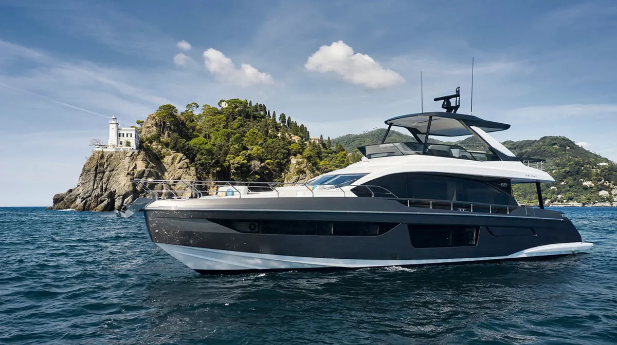 AZIMUT 68 FLY 2023 model