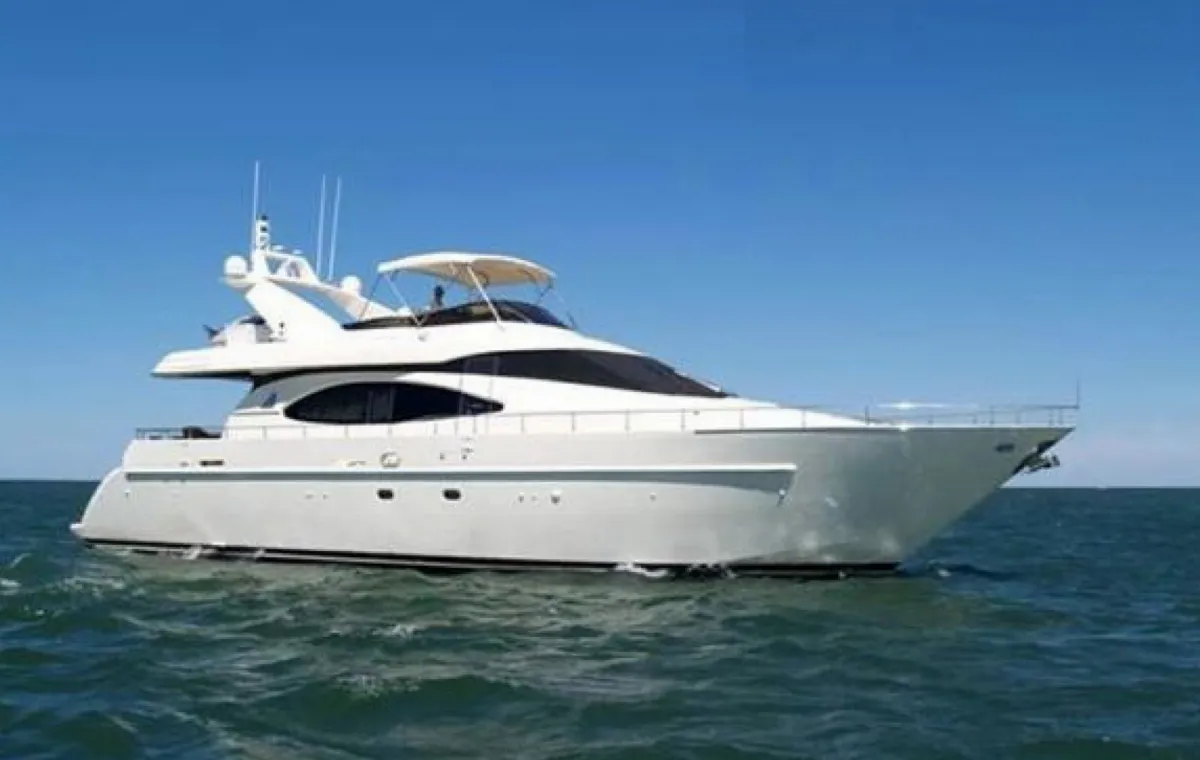 AZIMUT 70 2000 