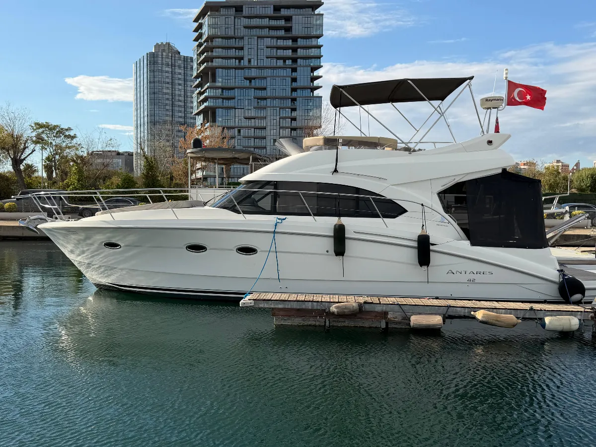 BENETEAU ANTARES 42 FLY 2012 Model-ATAKÖY Marina'da Yeriyle