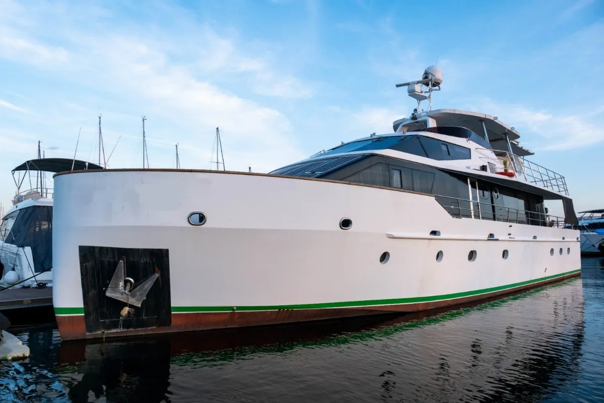 BENETTI 78 1980-2015 (REFIT) - Marine Group Yachting International