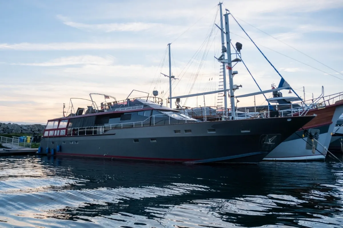 CUSTOM 26 M 1980 - Marine Group Yachting International