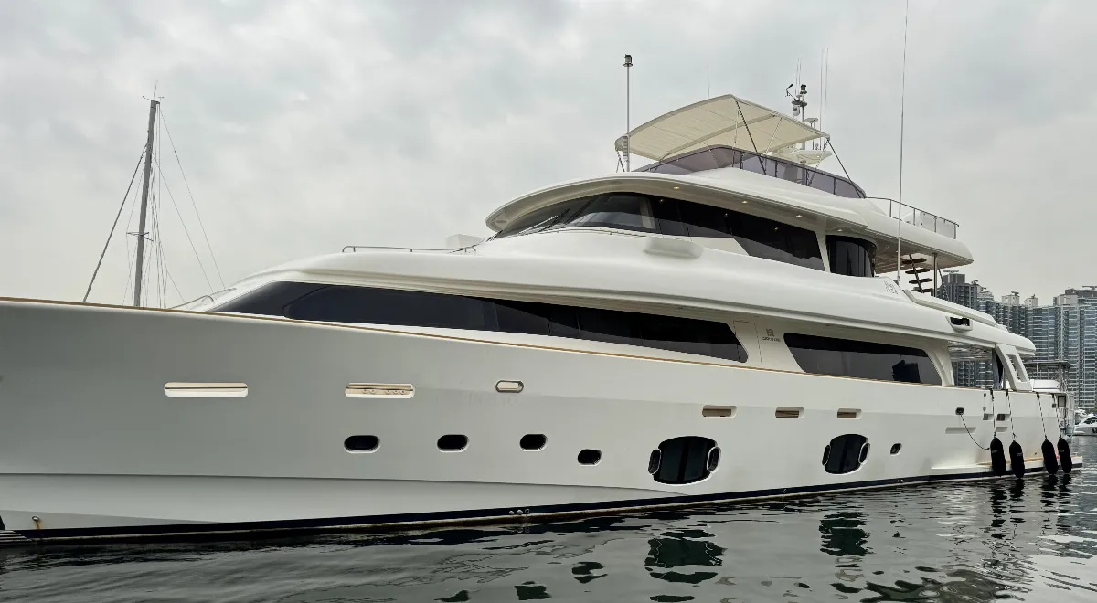 Custom Line Navetta 33 Crescendo
