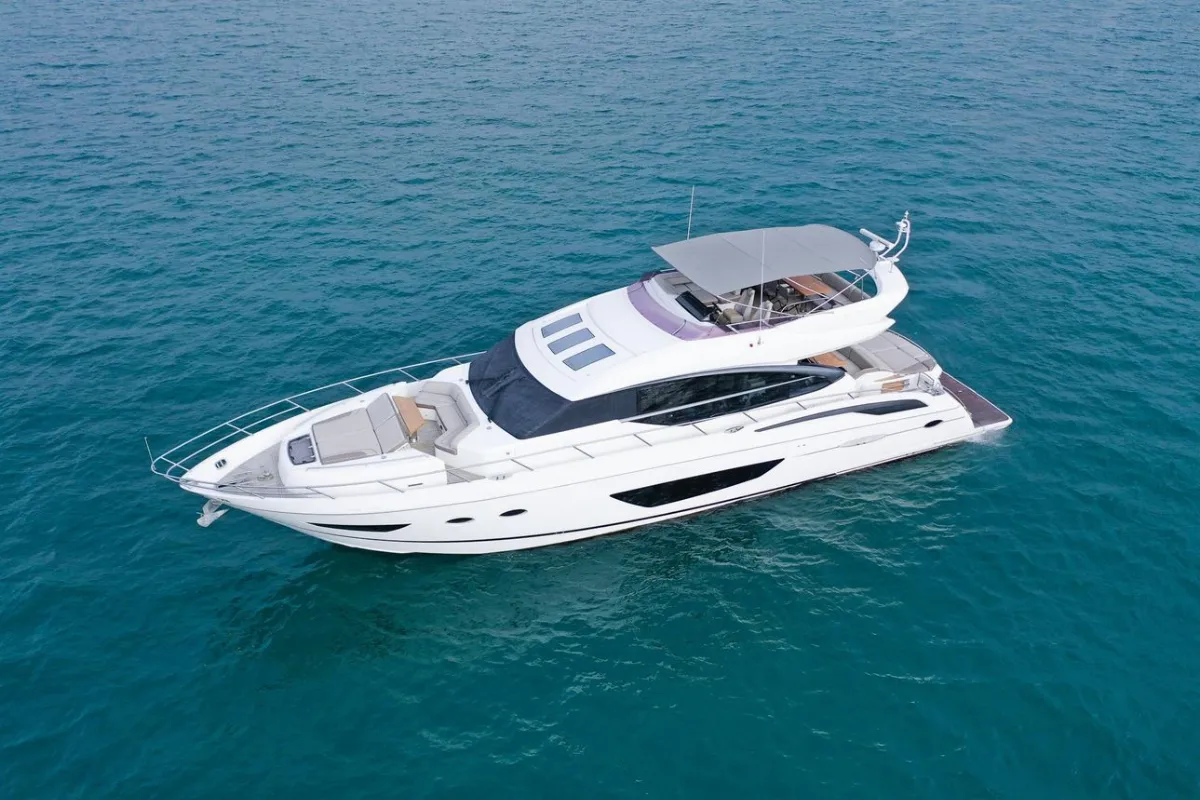 PRINCESS S72, 2016 - Marine Group Yachting International