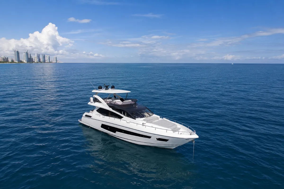 SUNSEEKER 75 2015 - Marine Group Yachting International