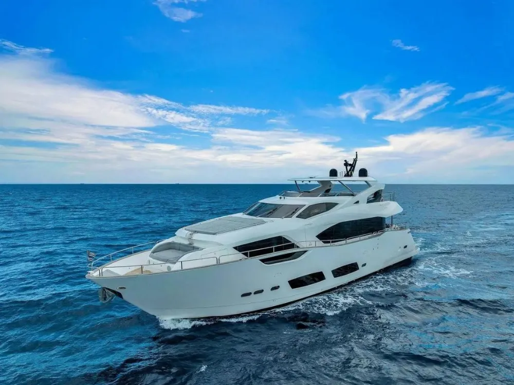 SUNSEEKER 95 2018 - Marine Group Yachting International